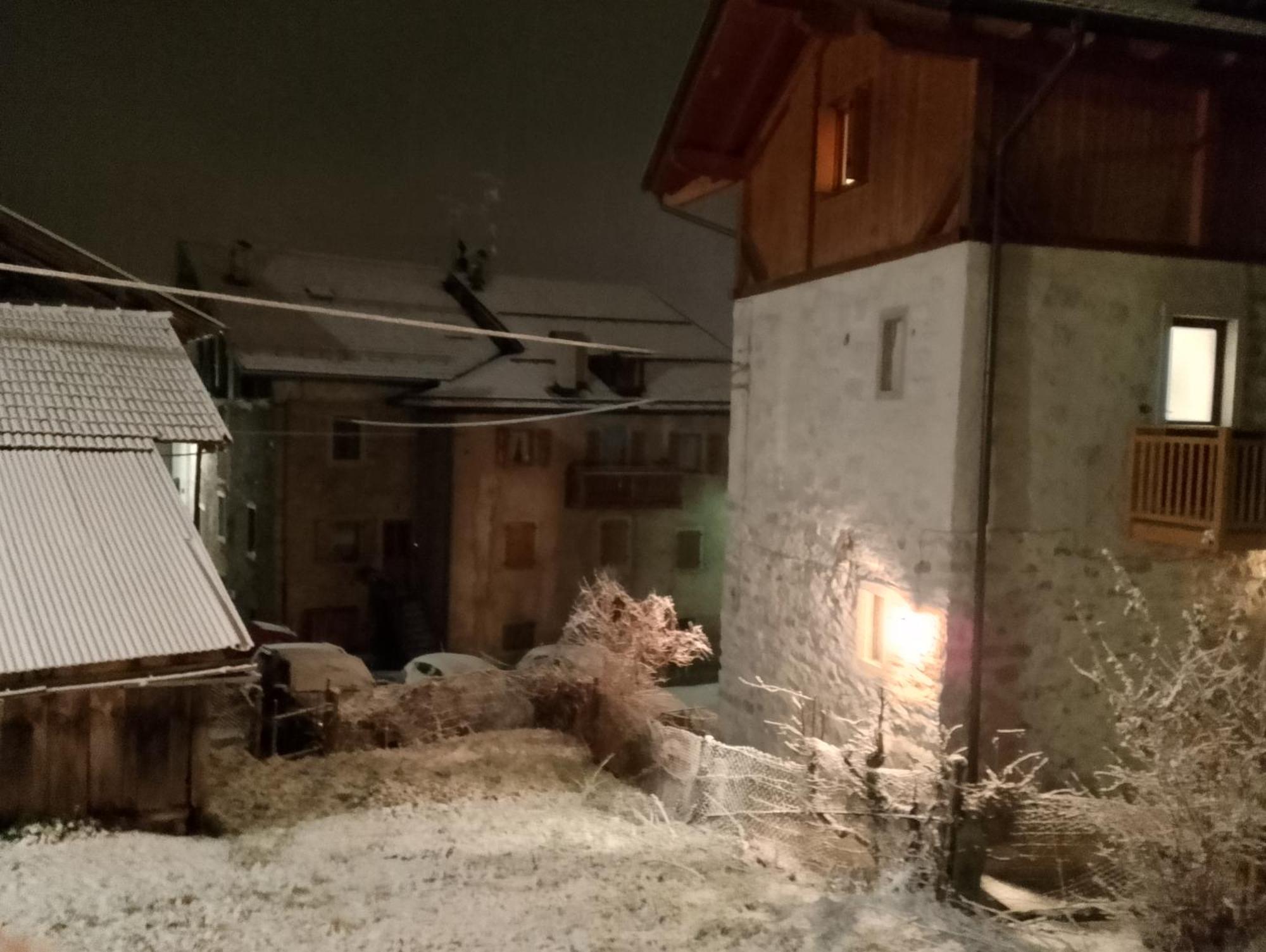 卡德尔佐内La Casa Di Siro公寓 外观 照片